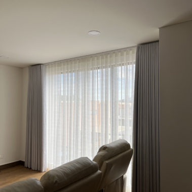 Cortina Onda Serena, velo y blackout - Smart House